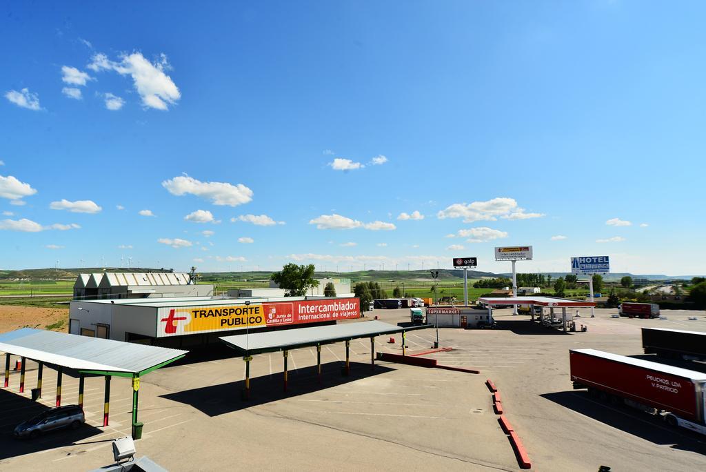 Hotel Area Suco Quintana del Puente Екстериор снимка